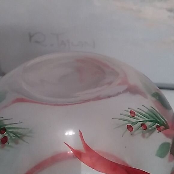 Poinsettia Glass Bowl #2 - Picture 6 of 7